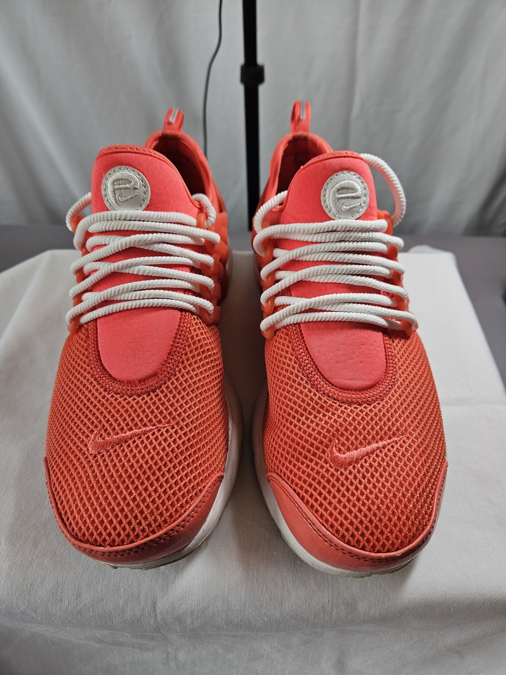 Nike Air Presto Orange & White Sneaker For Women Sz 9 Perfect For Occasions